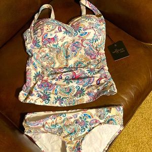 NWT Niptuck 2 pc Tankini size 6